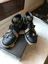 Moschino sneakers uomo usato  Soliera