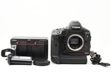 Canon fotocamera reflex usato  Spedire a Italy