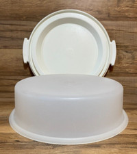 Vtg. tuppeware pie for sale  Saugerties