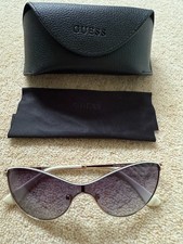 Guess lady sunglasses for sale  CAMBERLEY