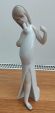Lladro figurine girl for sale  WHITCHURCH
