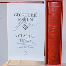 Usado, A Clash Of Kings SIGNED George RR Martin & Marc Fishman Leather Limited Edition comprar usado Usado, A Clash Of Kings SIGNED George RR Martin & Marc Fishman Leather Limited Edition comprar usado  Enviando para Brazil