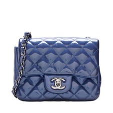 Chanel blue patent d'occasion  Expédié en Belgium
