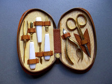 Trousse manucure neuve d'occasion Trousse manucure neuve d'occasion  Baugy