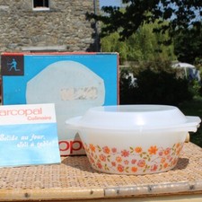 Petite cocotte arcopal d'occasion  Cerisy-la-Salle