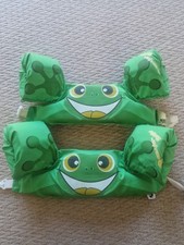 Childrens life jacket for sale  DEAL