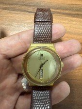 Ultra Raro Vintage Tissuet Automático – Relógio Masculino Dourado Fabricado na Suíça Data Vertical comprar usado Ultra Raro Vintage Tissuet Automático – Relógio Masculino Dourado Fabricado na Suíça Data Vertical comprar usado  Enviando para Brazil