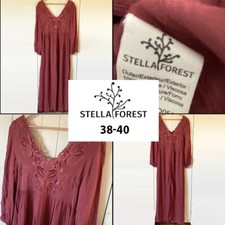 Robe longue brodée d'occasion  Marcq-en-Barœul