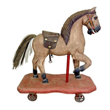 Usado, Rodas de ferro antigas primitivas de madeira para cavalo cabelo de cavalo crianças brinquedo de puxar 15”x14” comprar usado  Enviando para Brazil