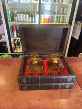 VINTAGE SECRET Mini BAR Livros Empilhados Decantadores de Licor com Copos Escondidos comprar usado  Enviando para Brazil