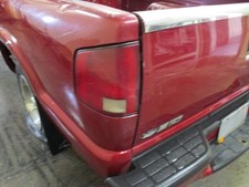 Lanterna traseira do driver com tinta preta ao redor da lente se encaixa 94-03 S10/S15/SONOMA 1665750, usado comprar usado  Enviando para Brazil
