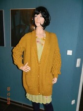 Selbstgestrickte jacke . gebraucht kaufen  Großkrotzenburg