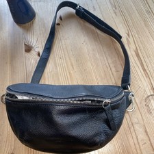 Liebeskind berlin bauchtasche gebraucht kaufen  Fraureuth