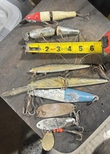 Eight vintage lures for sale  Cupertino