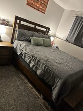 Queen bedroom set for sale  Etters