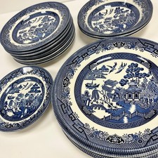 churchill plates for sale  LONDON