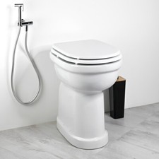 Ceramica con doccetta usato  Civita Castellana