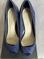 Moda pelle navy for sale  PRESTON