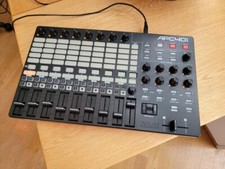 Akai professional apc40 d'occasion  Expédié en France