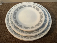 Pc. place setting for sale  Gervais