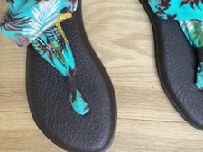 Sanuk green yoga for sale  LONDON