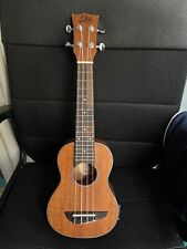 Ukulele eko elettrificato usato  Roma