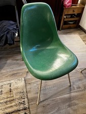 Chaises designer eames d'occasion  Bagnolet
