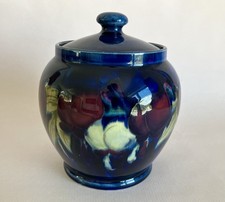 William moorcroft tobacco for sale  NOTTINGHAM