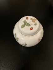 Wedgwood wild strawberry for sale  HYDE