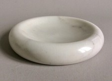 Carrara marble centerpiece usato  Firenze