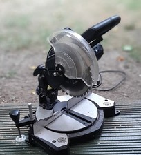 Scheppach mitre saw for sale  ST. ALBANS