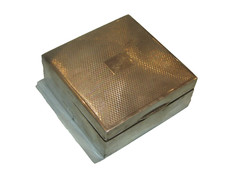 Ancienne boite cigarettes d'occasion  Saint-Antoine-de-Breuilh