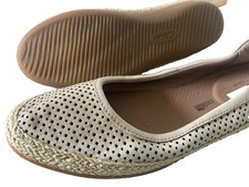 Euc women clarks for sale  Carthage