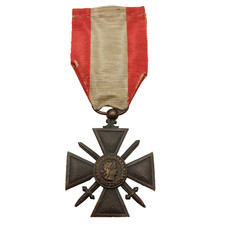 R11 médaille militaire d'occasion R11 médaille militaire d'occasion  Saint-Jean-en-Royans