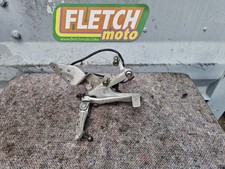 Yamaha R6 5EB 1999 reposapiés lado derecho pilotos estribo y suspensión pedal freno  segunda mano  Embacar hacia Mexico