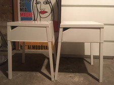 Coppia comodini bianchi usato  Bologna