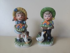 Pair small figures for sale  BURTON-ON-TRENT