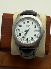 Victorinox Swiss Army Field Watch 24980 | 38mm mostrador branco | data | nova bateria comprar usado  Enviando para Brazil