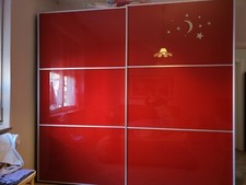 Armadio rosso con usato  Parma