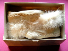 Anciens chaussons bébé d'occasion  Yvetot