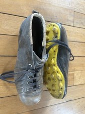 Chaussures football puma d'occasion  Le Quesnoy