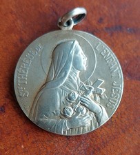 Médaille sainte thérèse d'occasion Médaille sainte thérèse d'occasion  Viroflay
