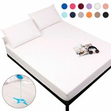 Waterproof mattress protector d'occasion  Expédié en Belgium