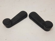 Poignée lève vitre d'occasion Poignée lève vitre d'occasion  Narrosse