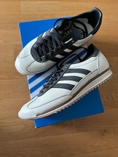 Tolle neuwertige sneaker gebraucht kaufen  Ludwigsburg