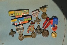 Lot médailles militaires d'occasion  Saint-Laurent-du-Var