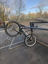 Saracen amplitude dirt for sale Saracen amplitude dirt for sale  WAKEFIELD