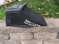 (UM) Quadro de SACO DE GRAMA para gramado Honda HR215 HR214 ((VGUC)) comprar usado  Enviando para Brazil