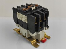 Telemecanique lc1 d503 usato Telemecanique lc1 d503 usato  Spedire a Italy