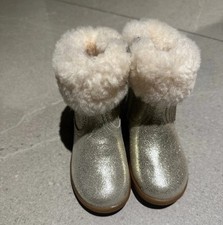 Ugg baby girls for sale  BRENTFORD